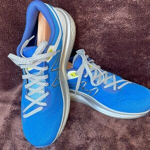 Sleek Blue Athletic Shoes for Men